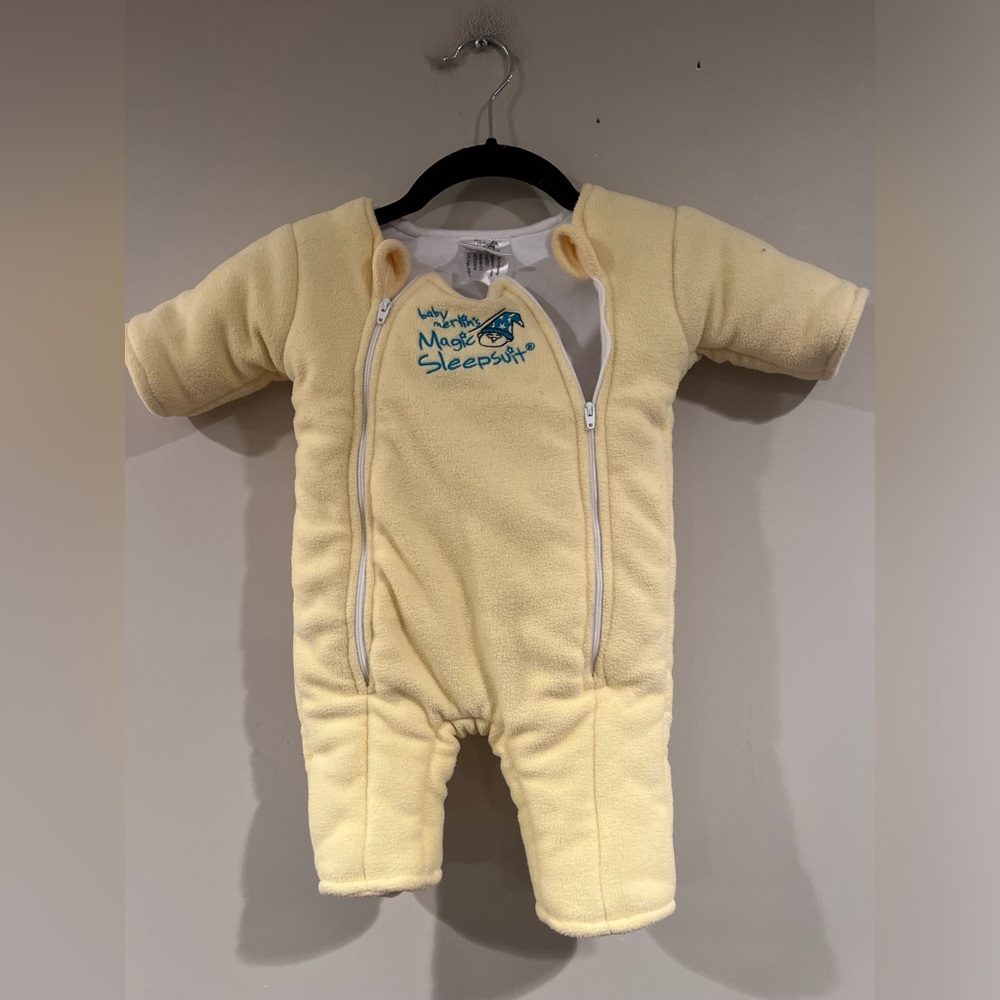 2 Merlin magic sleep suits (blue & yellow) 6-9m